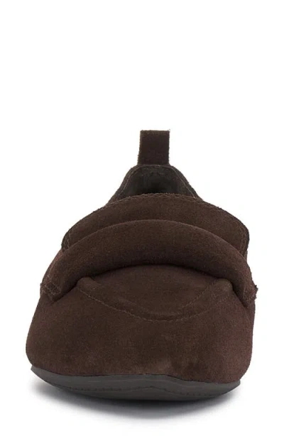 Vince Camuto Azur Flat