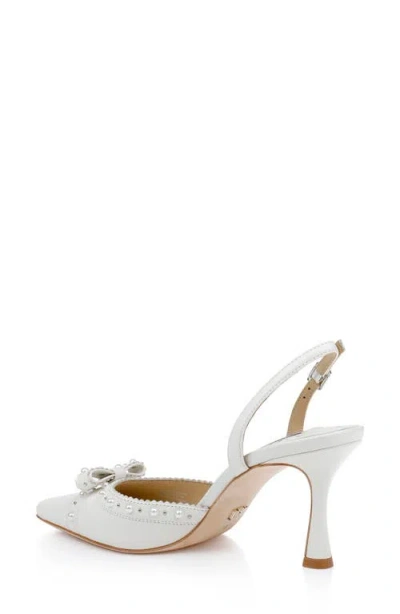 Badgley Mischka Collection Gizelle Slingback Pump