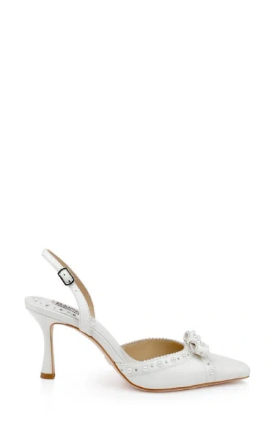 Badgley Mischka Collection Gizelle Slingback Pump