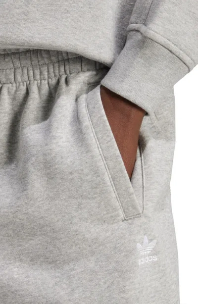 Adidas Originals Adidas Essentials Trefoil Lifestyle Fleece Sweatpants In Gray