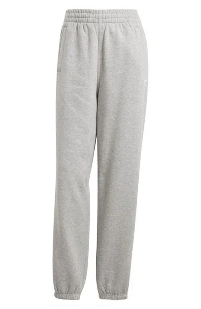 Adidas Originals Adidas Essentials Trefoil Lifestyle Fleece Sweatpants In Gray