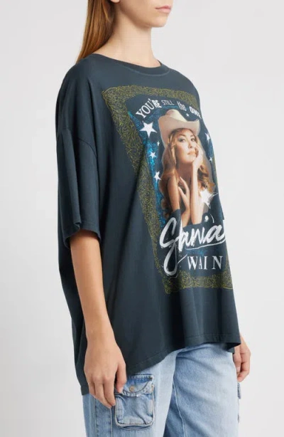 Daydreamer Shania Twain Still The One Cotton Graphic T-shirt