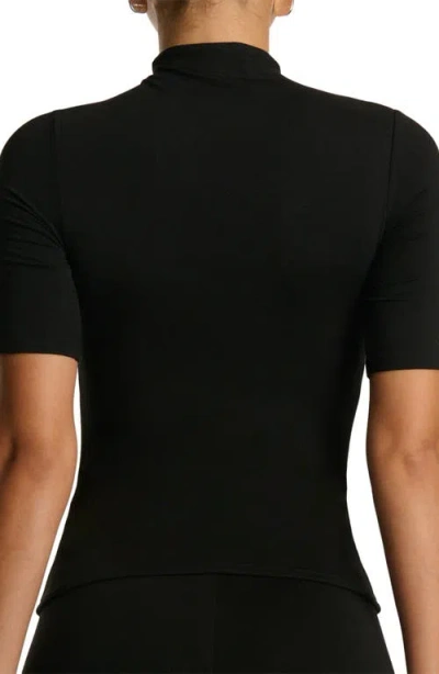 Naked Wardrobe Smooth Sculpt T-shirt In Black
