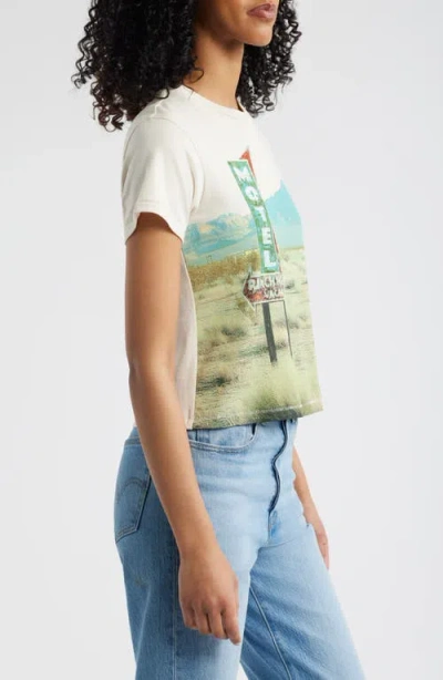 Daydreamer Ranch House Motel Cotton Graphic T-shirt