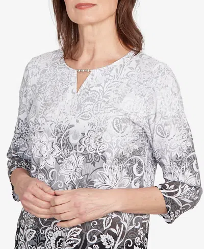 Alfred Dunner Plus Size Ombre Scroll Split Beaded Neck Top In Gray