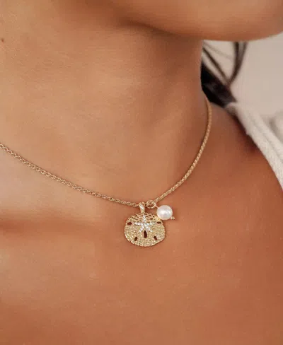 Ettika Sand Dollar Pendant Charm Necklace In Gold