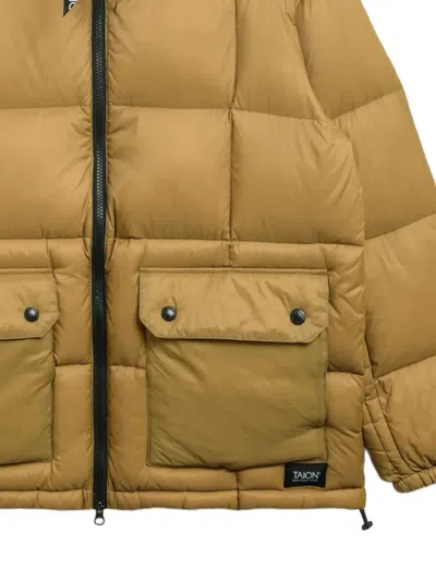 Taion Mountain Packable Volume Down Jacket In Nude