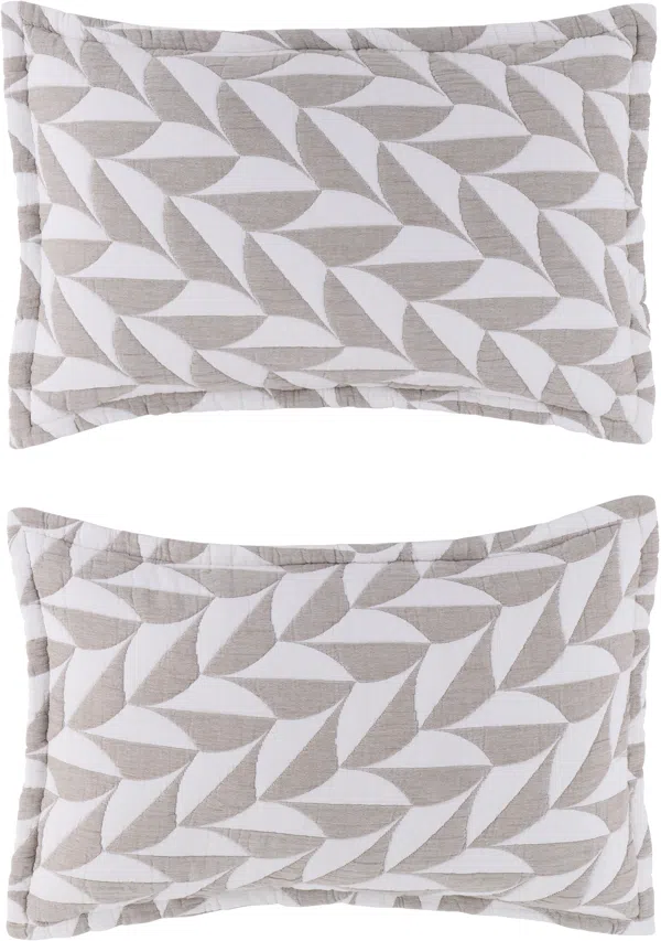 Dusen Dusen Scallop Coverlet - Thumbnail 3