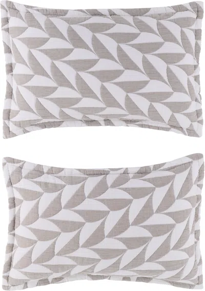 Dusen Dusen Gray & White Scallop Coverlet Bed Set, King