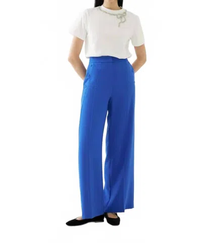 Exquise Sparkly Accessory Detailed Knitted Blouse In Cream In Blue