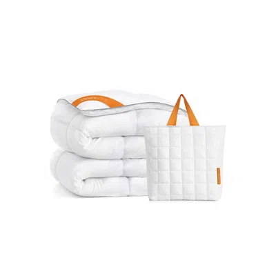 Breebe Down Comforter, 55 oz Filling In White