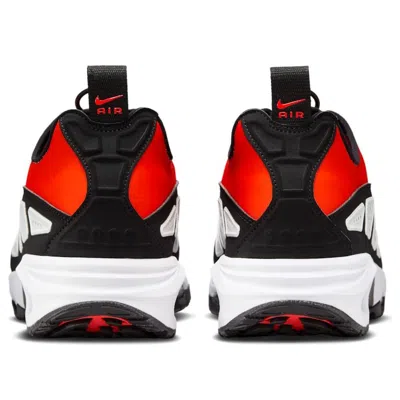 Nike Wmns Air Max Sndr In Red