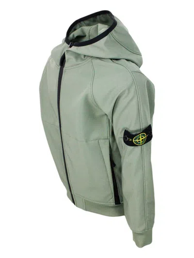 Stone Island Jacket In Water Resistant Technical Fabric With Hood And Zip Closure. Logo Applied On The Sleeve In Gray