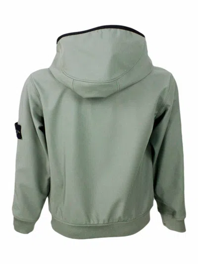 Stone Island Jacket In Water Resistant Technical Fabric With Hood And Zip Closure. Logo Applied On The Sleeve In Gray