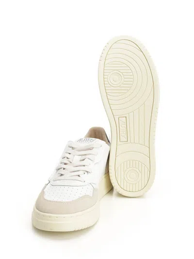 Autry Medalist Low Sneakers