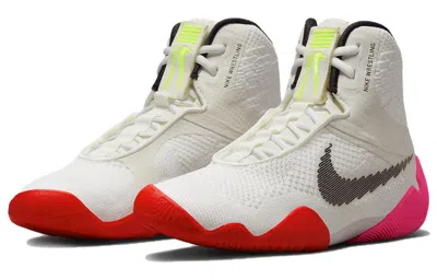 Nike Tawa Se 'rawdacious'