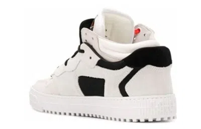 Off-white C/o Virgil Abloh Men's Black And White Off Court Low Sneakers