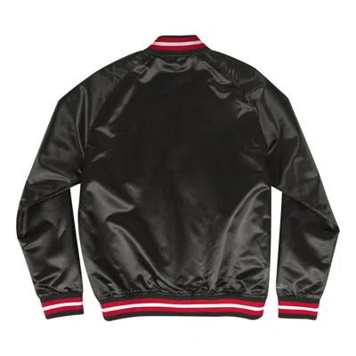Mitchell & Ness Men's  Black Chicago Bulls Big And Tall Hardwood Classics Raglan Satin Full-snap Jack In Black