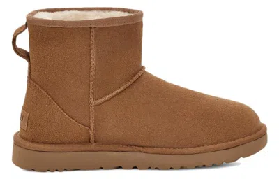 Ugg Classic Suede Logo-detail Ankle Boots