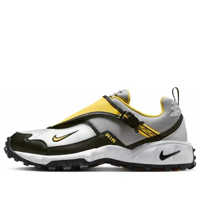 Nike Acg Air Phassad 'metallic Silver Yellow Zest' In Black