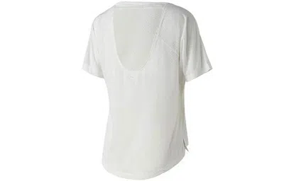 Nike (wmns)  Breathe Miler Running Short Sleeve White