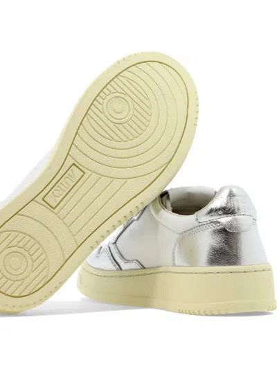 Autry Medalist Low Sneakers