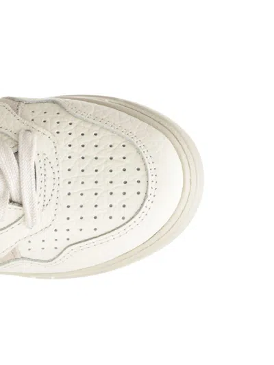 Autry Medalist Low Sneakers White