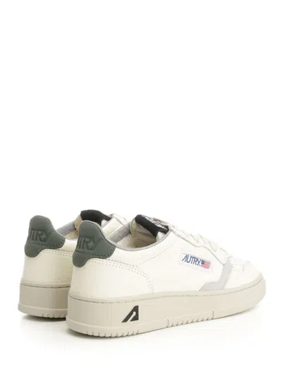 Autry Medalist Low Sneakers White