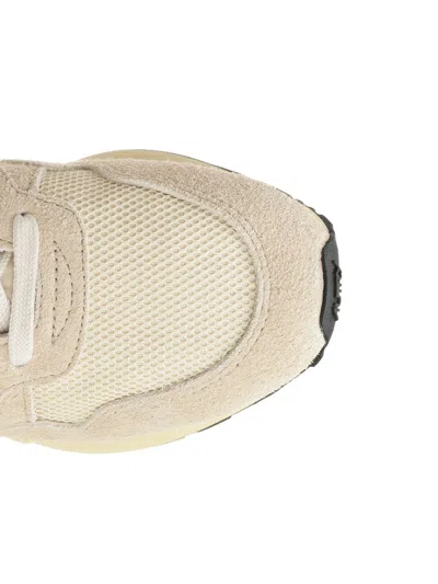 Autry Low Suede Net Sneakers With Contrast Panel In Neutral