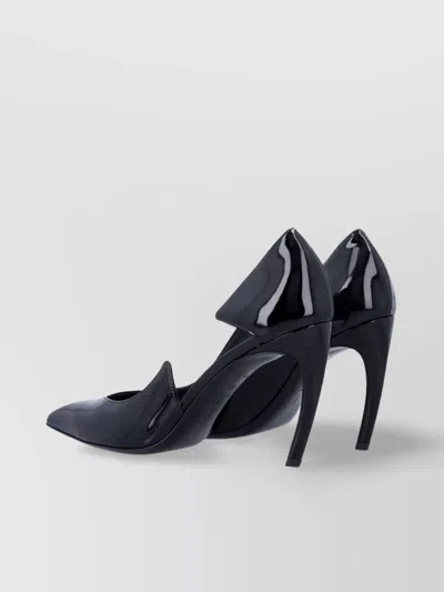 Attico Glossy Pointed Toe Pump