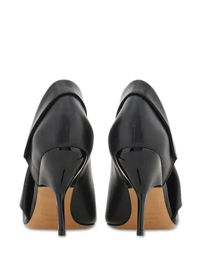 Ferragamo Black Pumps With Pointed Design And Side Opening Detail In Leather Woman In Black