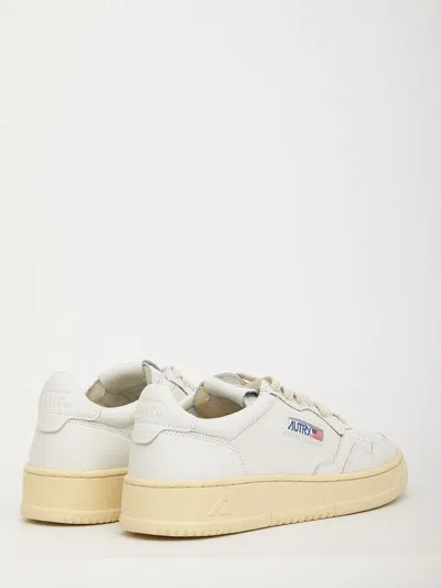 Autry Medalist Low Leather Sneakers White In White