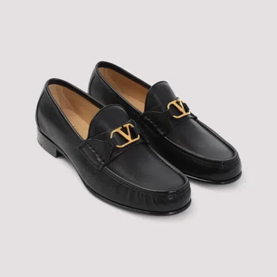 Valentino Garavani Vlogo Signature Leather Loafers In Black