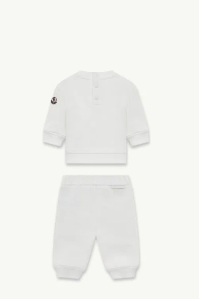 Moncler Enfant Embroidered Logo Sweatsuit Set In White