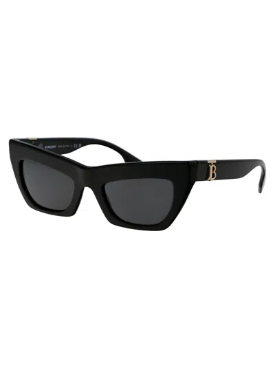 Burberry Cat Eye Sunglasses 0 Be4405 409387