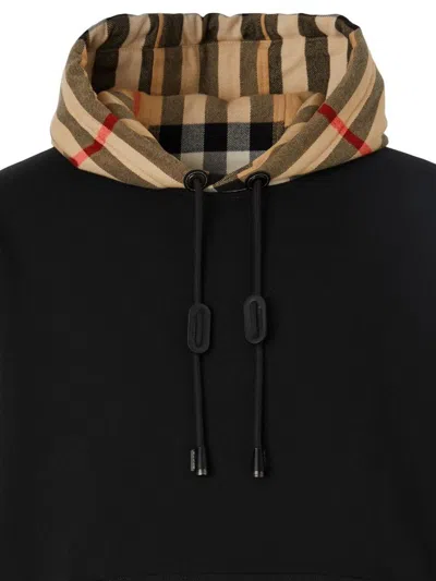 Burberry Relaxed Fit Black Hoodie With Checkered Hood Lining In Black