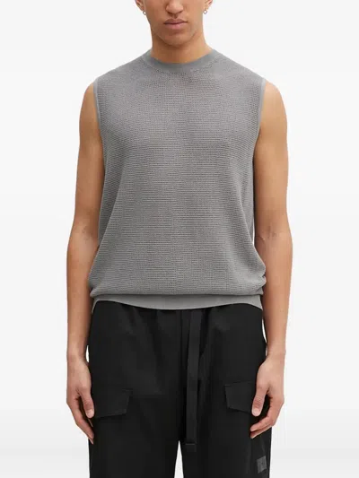 Y-3 Textured Sleeveless Sweater In Gray