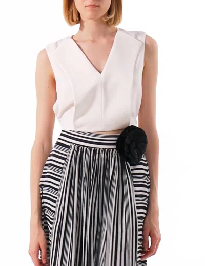 Exquise Pleated Midi Skirt In Original Print In Silver