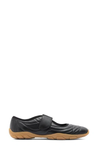 Steve Madden Scooter Mary Jane Sneaker
