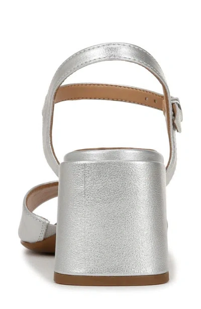 Naturalizer Daisy Block Heel Sandal