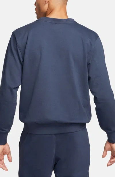 Nike Dri-fit Standard Issue Crewneck Sweatshirt
