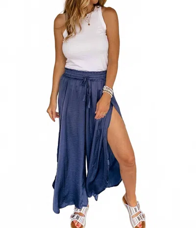 Hem & Thread Hammered Satin Wide Leg Side Slit Pants In Dusty Blue