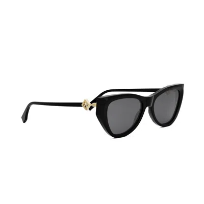 Fendi Smoke Cat Eye Ladies Sunglasses Fe40135i 01a 135 In Black