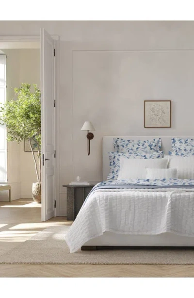 Matouk Antonia 500 Thread Count Cotton Percale Fitted Sheet In Blue