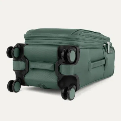 Travelpro Versapack + Lightweight Softside Expandable 21" Carry On Spinner Luggage