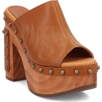 Dingo Free Spirit Platform Slide Sandal