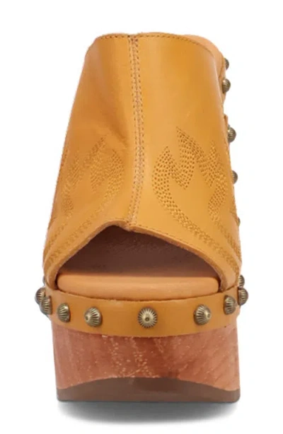 Dingo Free Spirit Platform Slide Sandal