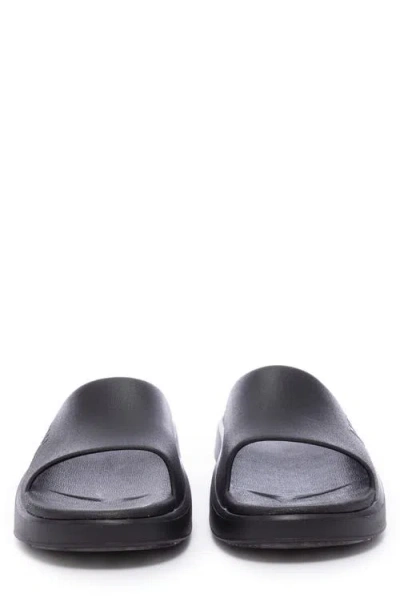P448 Riviera Slide Sandal