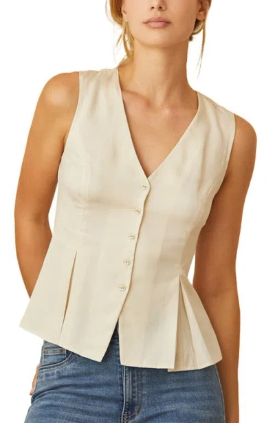 Crescent Pleated Lyocell Vest