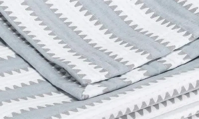 Matouk Apollo Stripe Matelassé Coverlet In Blue